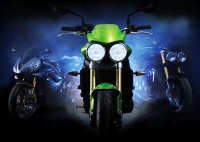 STREET TRIPLE 675