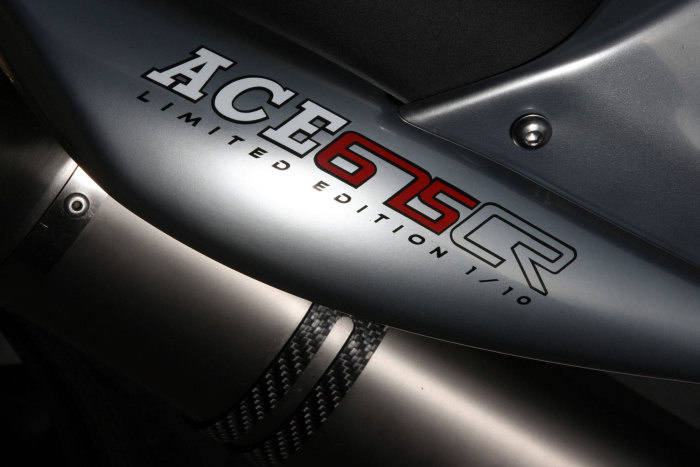 Galerie - Triumph Street Triple Ace 675 CR