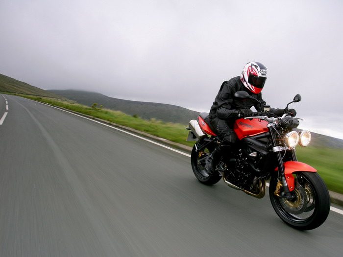 Galerie - Triumph 675 STREET TRIPLE R