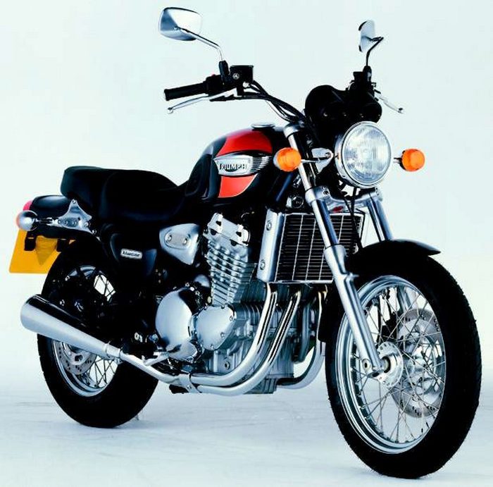 Galerie - Triumph 900 ADVENTURER
