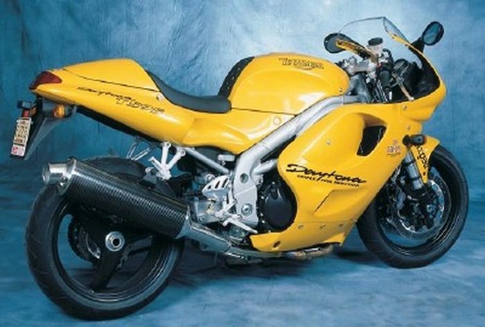 Galerie - Triumph 955 DAYTONA T595
