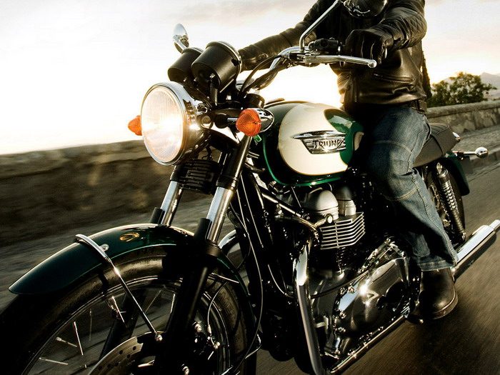 Galerie - Triumph 865 BONNEVILLE T 100