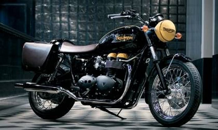 Galerie - Triumph 800 BONNEVILLE