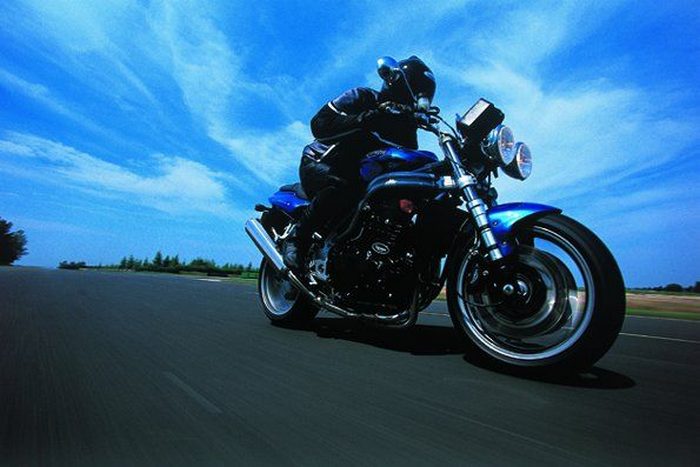 Galerie - Triumph 955i SPEED TRIPLE