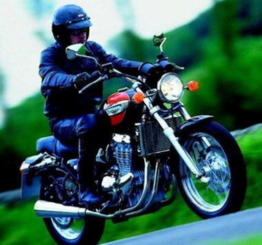 Triumph 900 ADVENTURER