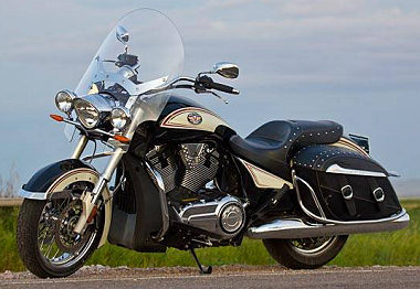 Victory 1700 CROSS ROADS CLASSIC L.E.