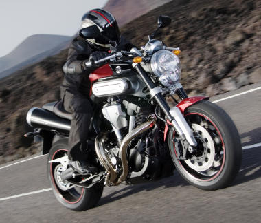 YAMAHA MT-01 1670