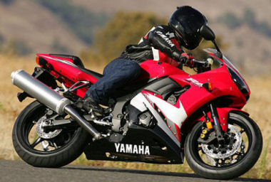 YAMAHA YZF 600 R6