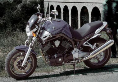 YAMAHA BT 1100 BULLDOG