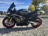 RSV4 1100