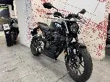 CB 125  R