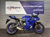 YZFR7