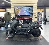 XMAX 300