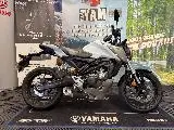 CB 125  R