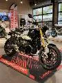 R NineT