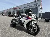 CBR 1000 R