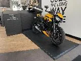 STREET TRIPLE 765 RS
