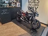 STREET TRIPLE 765 RS