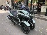 TRICITY 300
