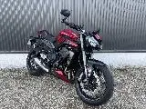 STREET TRIPLE 765 RS