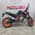 890 DUKE R
