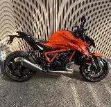 KTM 1390 SUPER DUKE R TECH PACK