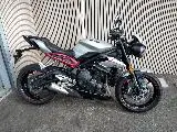 STREET TRIPLE 765 R