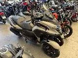 TRICITY 300