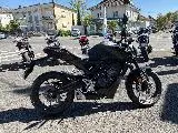 CB 125  R