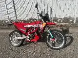 ES 700