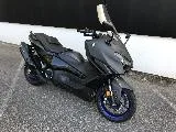XP TMAX 560