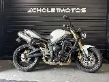 STREET TRIPLE 675