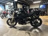 STREET TRIPLE 675