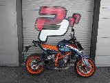 390 DUKE 2025