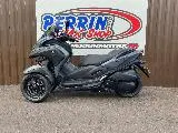 TRICITY 300