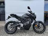 CB 125  R