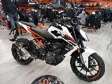 125 DUKE ABS