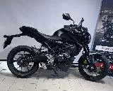 CB 125  R