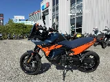 890 SMT