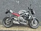 STREET TRIPLE 765 RS