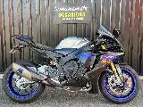 R1M