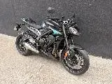 STREET TRIPLE 765 RS