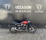STREET TWIN  900
