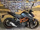 125 DUKE ABS