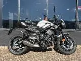 STREET TRIPLE 765 R