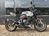 TRIDENT 800