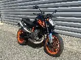 890 DUKE R