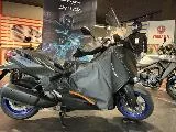 XMAX 300