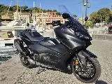 XP TMAX 560