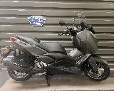 XMAX 300